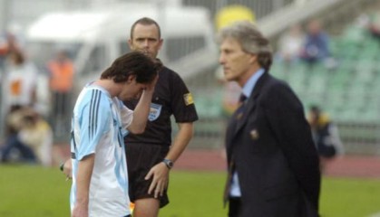 6886-【原声】民族英雄梅西：从艰难岁月到世界之巅