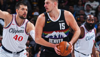 官方网站-场均29分12板11助，意料之中三连败！你要这么打，MVP该拱手让人