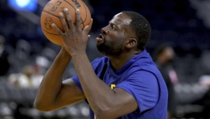 8868-勇士期望格林积极出手 科尔：他得分球队会更强