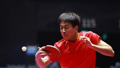 官方网站-恭喜！国乒17岁直板新星崛起3-0夺冠：许昕接班人偶像是樊振东