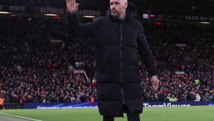 8868体育-滕哈赫：再赢4场就能夺冠，期待对垒利物浦